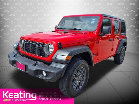 Used 2025 Jeep Wrangler Unlimited Sport AWD/4WD image 3
