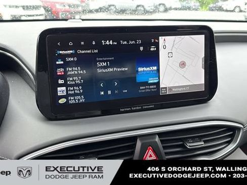 Used 2023 Hyundai Santa Fe Calligraphy AWD/4WD image 16