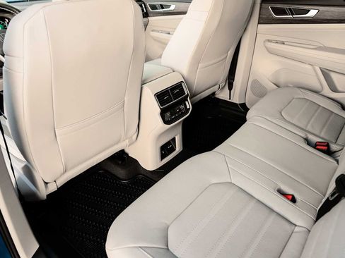 New 2026 Volkswagen Atlas SEL image 35