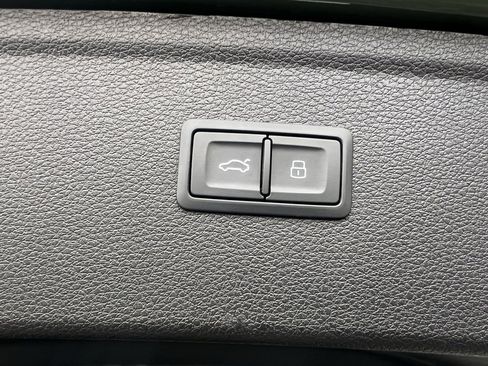 Used 2022 Audi SQ5 Premium Plus image 28