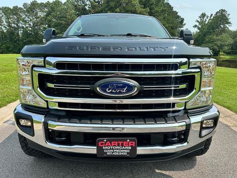 Used 2021 Ford F250 Lariat w/ Lariat Ultimate Package AWD/4WD image 2