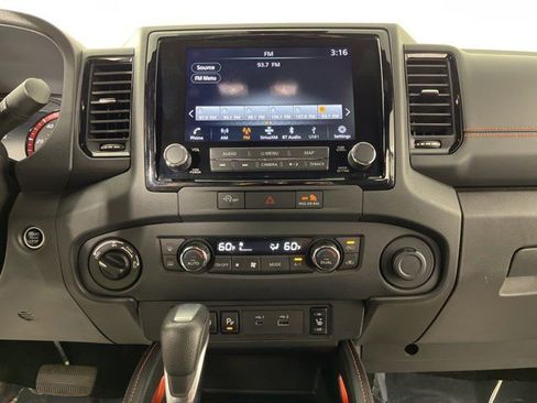 Used 2023 Nissan Frontier PRO-4X w/ Pro Convenience Package AWD/4WD image 21