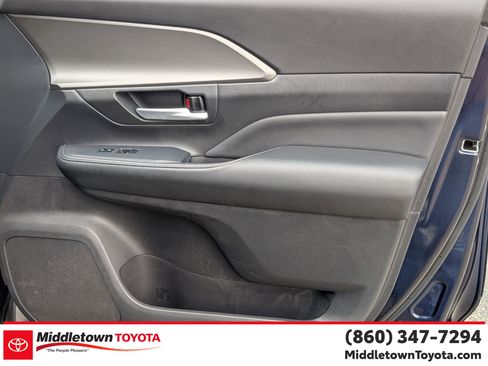 Certified 2024 Toyota Grand Highlander AWD image 35