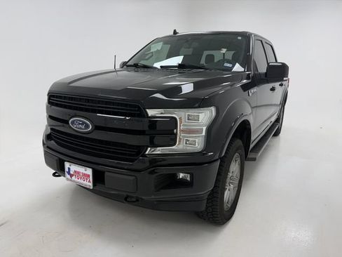Used 2019 Ford F150 Lariat w/ Equipment Group 502A Luxury AWD/4WD image 4