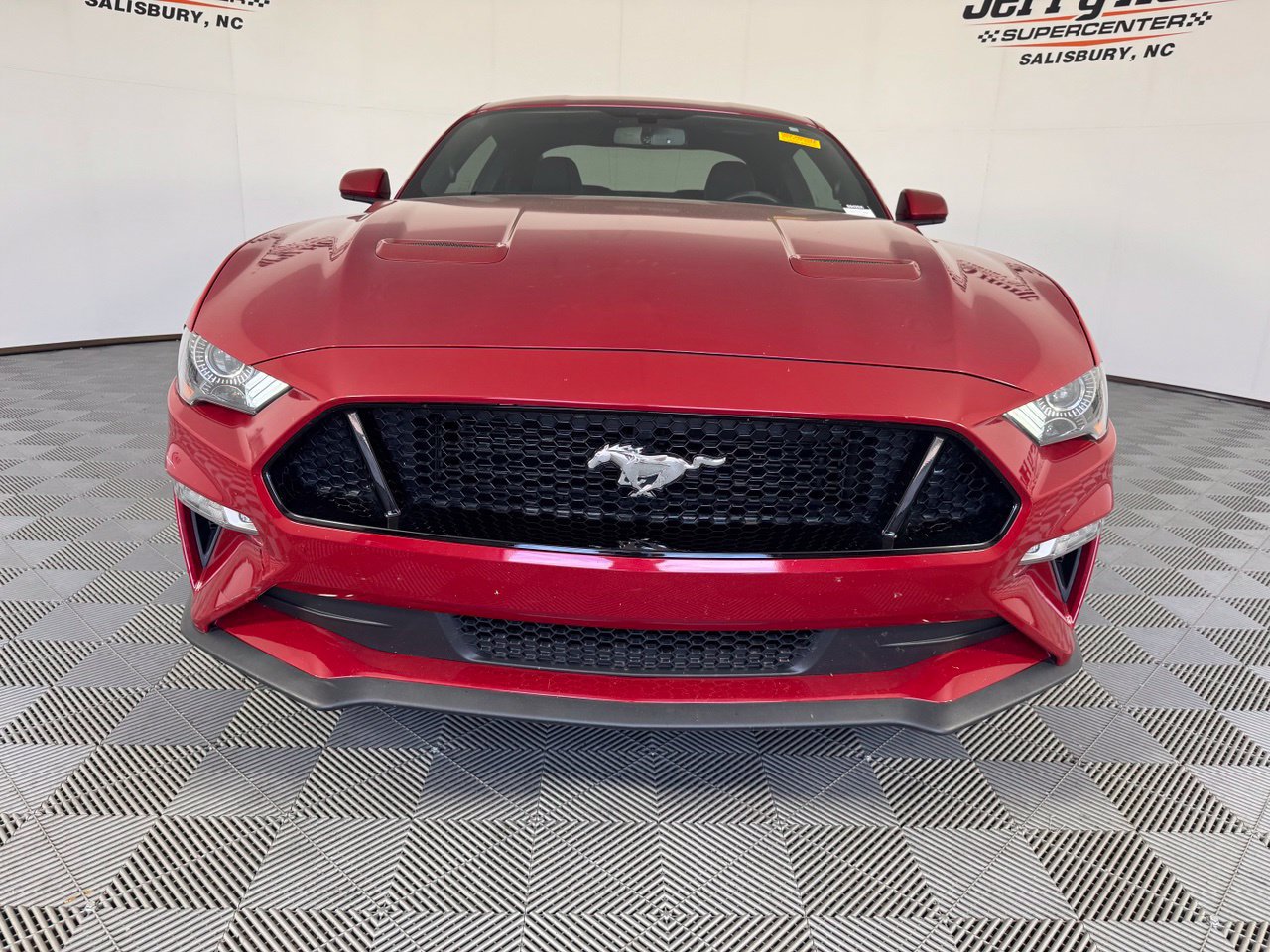 Used 2020 Ford Mustang GT RWD image 5