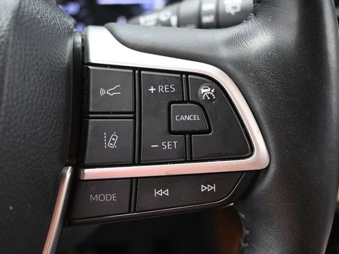 Used 2022 Toyota Highlander Platinum AWD/4WD image 14