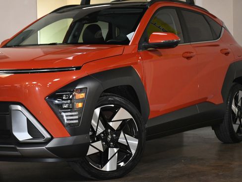 Used 2024 Hyundai Kona Limited image 54