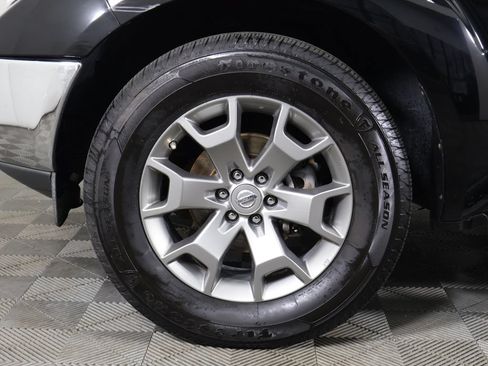 Used 2014 Nissan Frontier SL w/ SL Moonroof Package AWD/4WD image 21