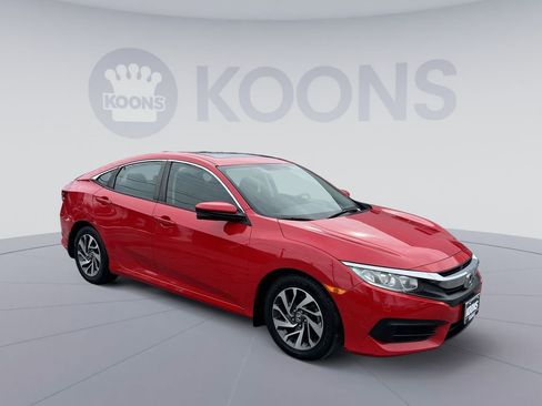 Used 2018 Honda Civic EX image 10