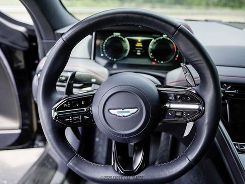 Used 2024 Aston Martin DB12 Coupe RWD image 19