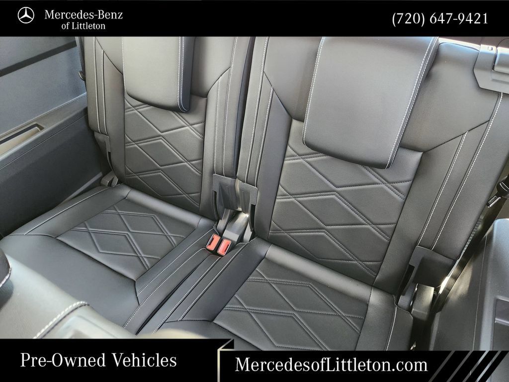 Used 2024 Volkswagen Atlas SE AWD/4WD image 30