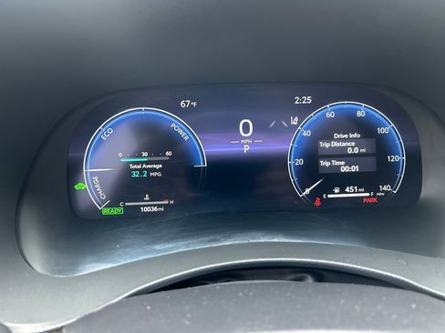 Certified 2025 Toyota Highlander Platinum image 9