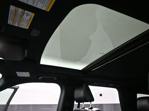 Certified 2021 Ford Expedition XLT RWD image 19