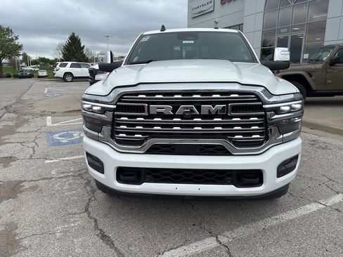 New 2026 RAM 2500 Limited AWD/4WD image 10