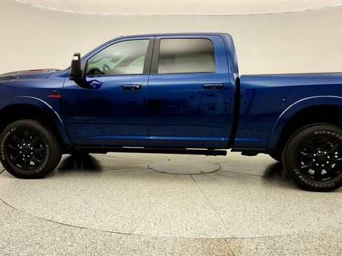 Used 2024 RAM 2500 Limited image 8