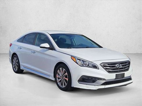 Used 2015 Hyundai Sonata Sport w/ Option Group 04 FWD image 3