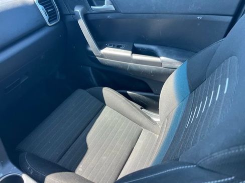 Used 2018 Kia Sportage LX w/ LX Popular Package AWD/4WD image 11