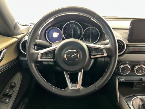 Used 2023 MAZDA MX-5 Miata Grand Touring RWD image 10