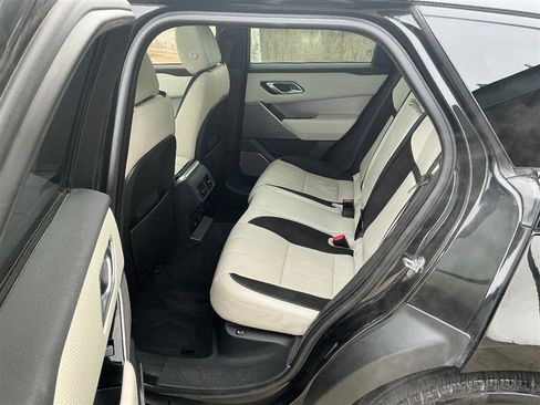 Used 2018 Land Rover Range Rover Velar R-Dynamic SE image 34