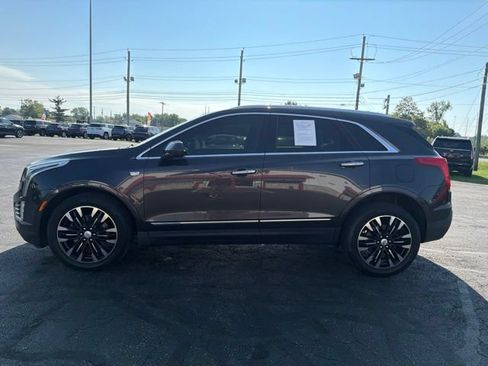 Used 2017 Cadillac XT5 Premium Luxury w/ Driver Assist Package AWD/4WD image 4