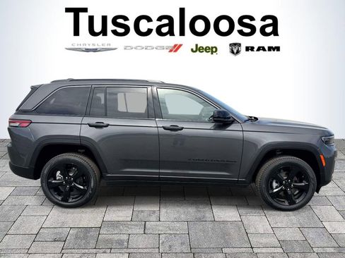New 2026 Jeep Grand Cherokee Limited w/ Limited Altitude Package RWD image 8