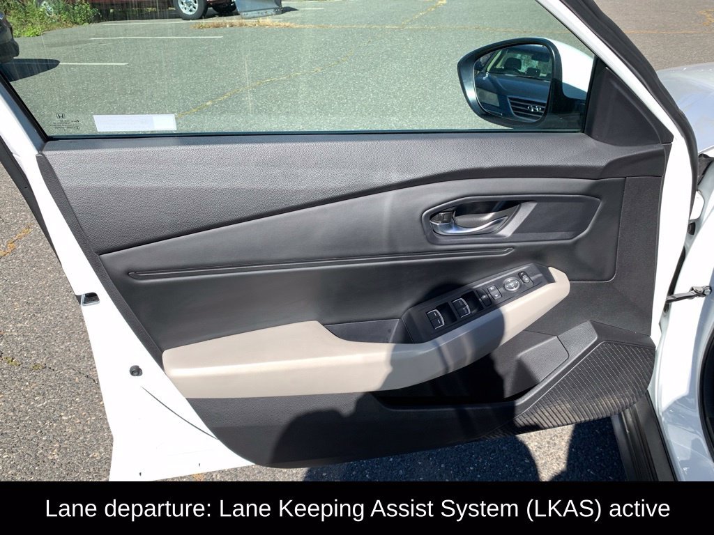 Used 2024 Honda Accord EX image 11