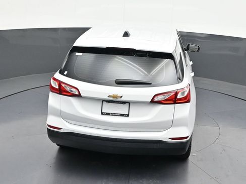 Used 2020 Chevrolet Equinox LS FWD image 20