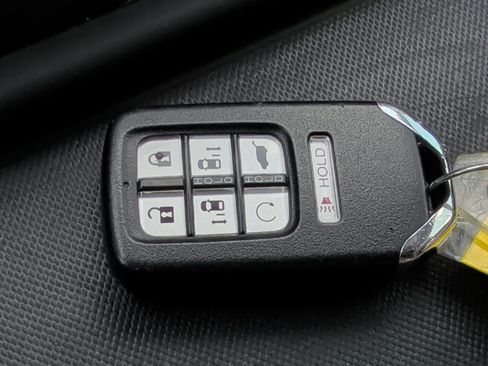 Used 2023 Honda Odyssey Touring image 30