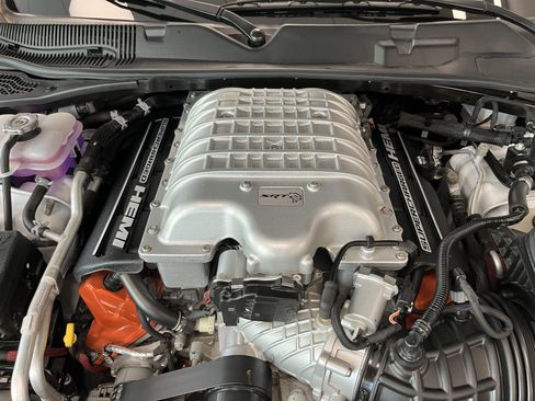 Used 2023 Dodge Challenger SRT Hellcat w/ Driver Convenience Group RWD image 18