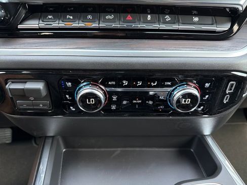 New 2026 GMC Sierra 1500 SLT w/ SLT Premium Plus Package AWD/4WD image 14