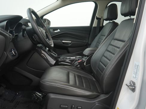 Used 2016 Ford Escape Titanium w/ Canadian Touring Package image 24