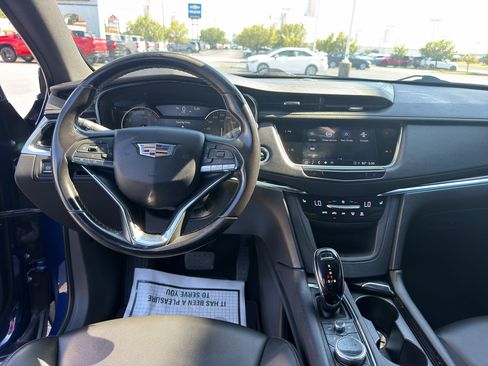 Used 2023 Cadillac XT6 Luxury AWD/4WD image 19