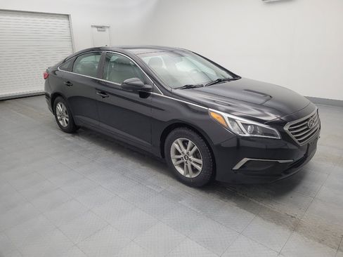 Used 2016 Hyundai Sonata SE image 11