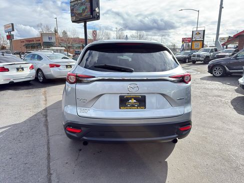 Used 2022 MAZDA CX-9 Touring image 5