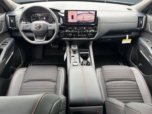 New 2026 Nissan Pathfinder Rock Creek image 16