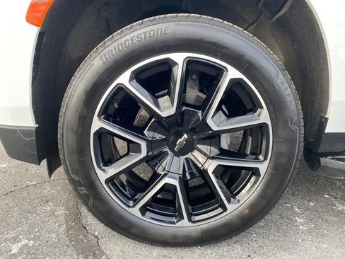 Used 2024 Chevrolet Tahoe RST w/ Luxury Package image 23