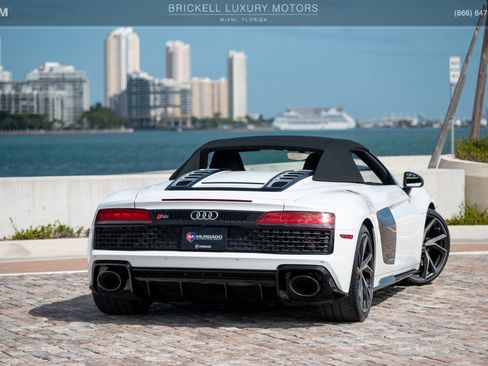 Used 2023 Audi R8 V10 performance image 3