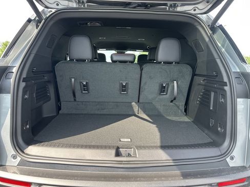 New 2026 Chevrolet Traverse Z71 image 11