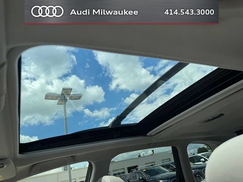 Used 2018 Subaru Forester 2.5i Limited AWD/4WD image 11