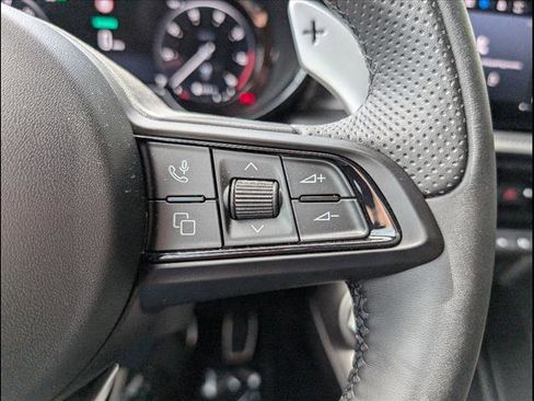 Used 2024 Alfa Romeo Tonale Veloce image 36