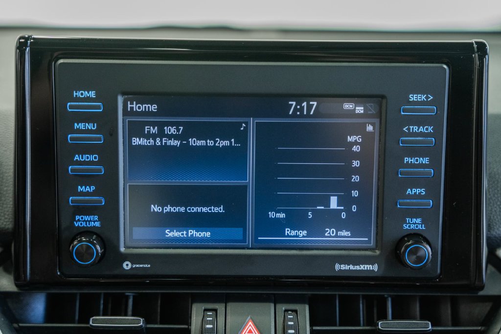 Used 2021 Toyota RAV4 XLE Premium FWD image 18