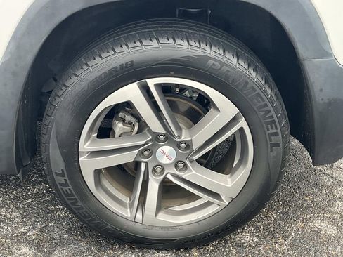 Used 2020 GMC Terrain SLT image 11