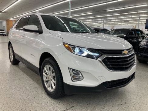 Used 2019 Chevrolet Equinox LT AWD/4WD image 3
