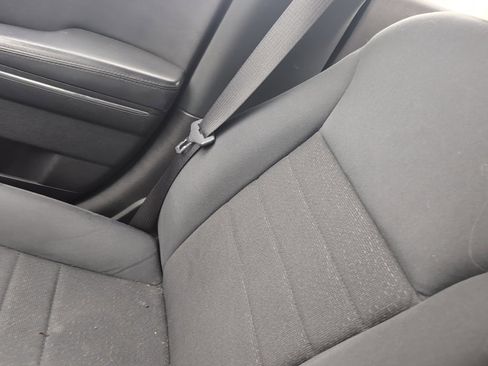 Used 2011 Dodge Charger SE w/ Connectivity Group image 9