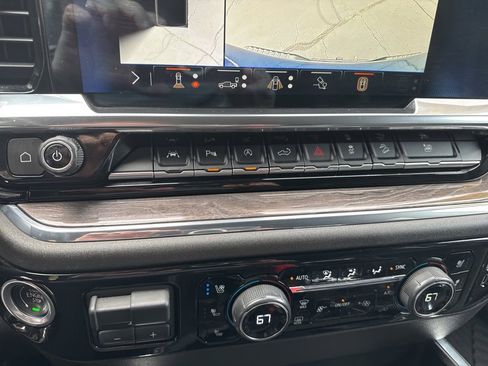 Certified 2024 Chevrolet Silverado 1500 LTZ image 23