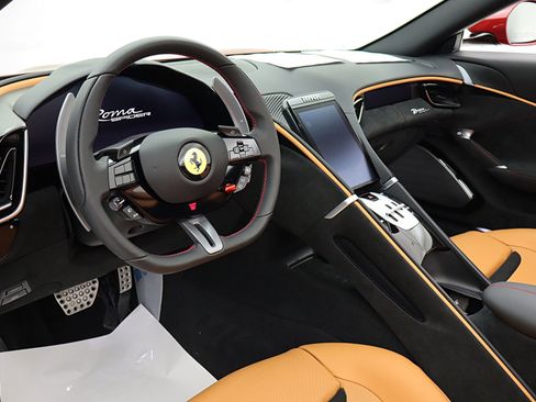 Used 2026 Ferrari Roma Spider RWD image 35