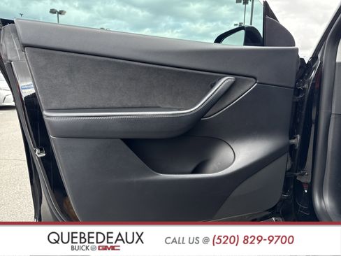 Used 2021 Tesla Model Y Long Range image 11