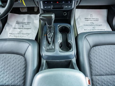 Used 2015 Chevrolet Colorado Z71 image 25