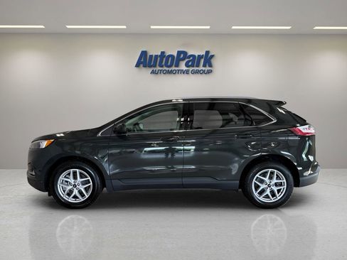 Used 2024 Ford Edge SEL w/ Convenience Package AWD/4WD image 4