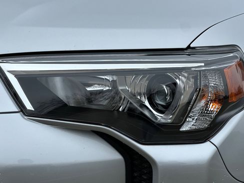 Used 2024 Toyota 4Runner SR5 Premium image 54